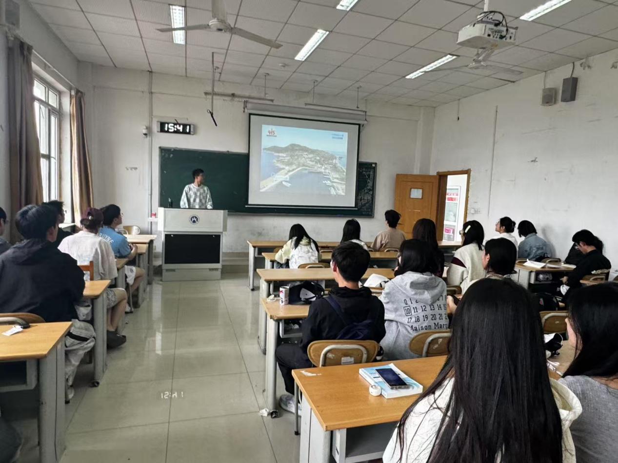 d9dacedee18c7bed6d1cd82b52c3c19